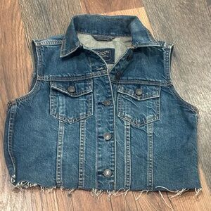 Abercrombie & Fitch Blue Denim Vest, cropped and has raw hem. Great condition